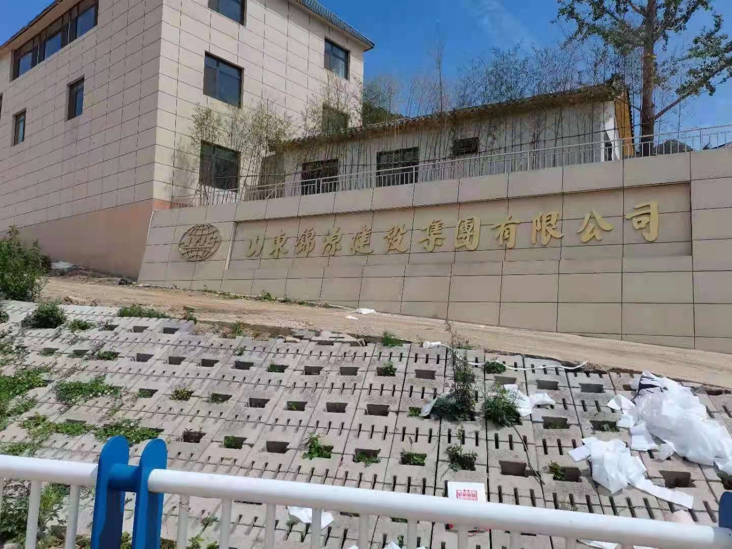 拉丝钛金精工字顺利完工